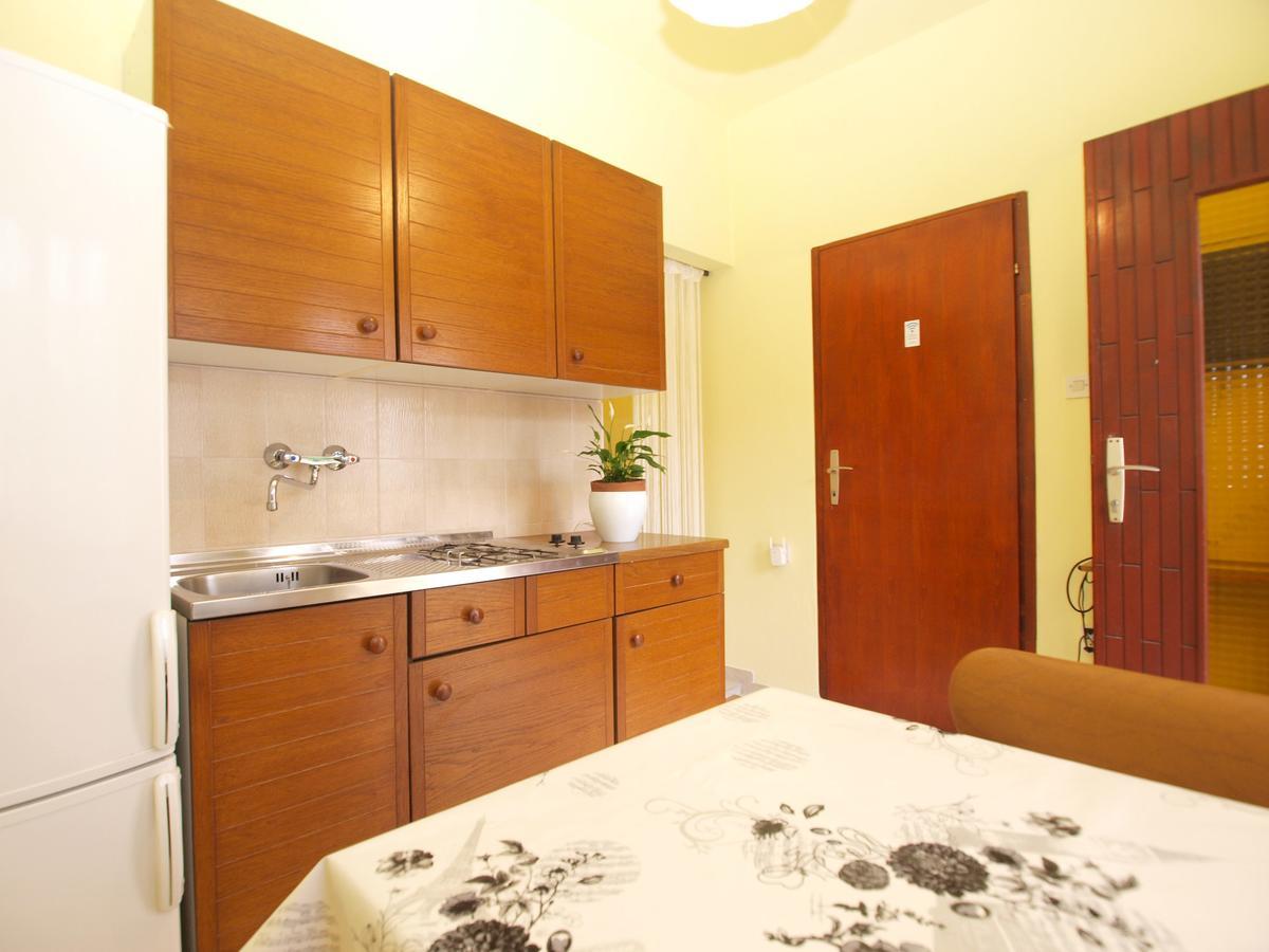 Apartments Luciano 1576 Ližnjan Εξωτερικό φωτογραφία
