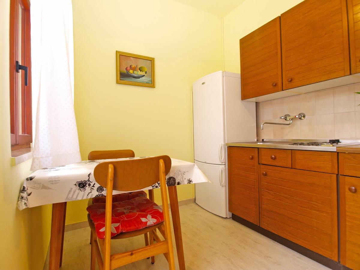 Apartments Luciano 1576 Ližnjan Εξωτερικό φωτογραφία
