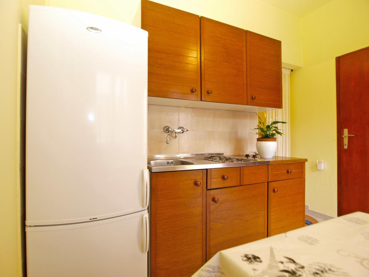 Apartments Luciano 1576 Ližnjan Εξωτερικό φωτογραφία