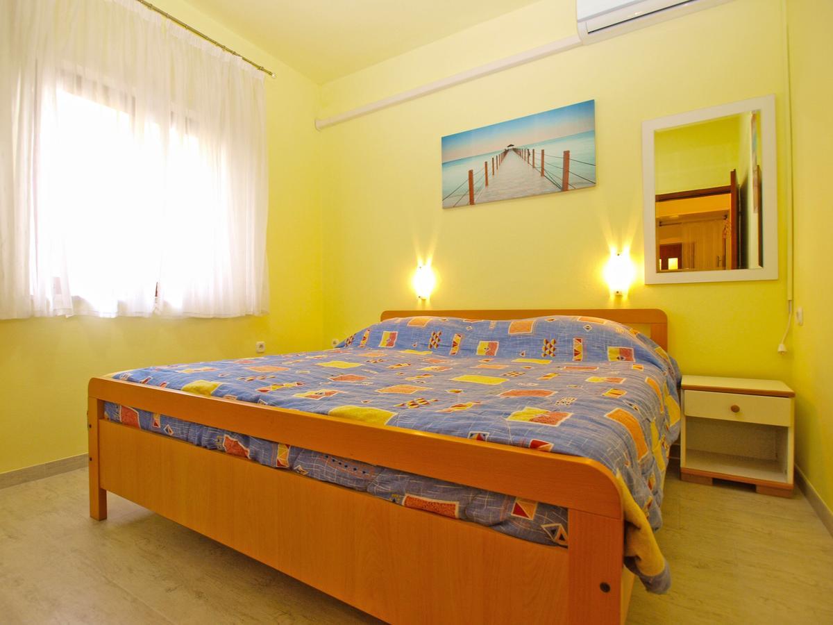 Apartments Luciano 1576 Ližnjan Εξωτερικό φωτογραφία