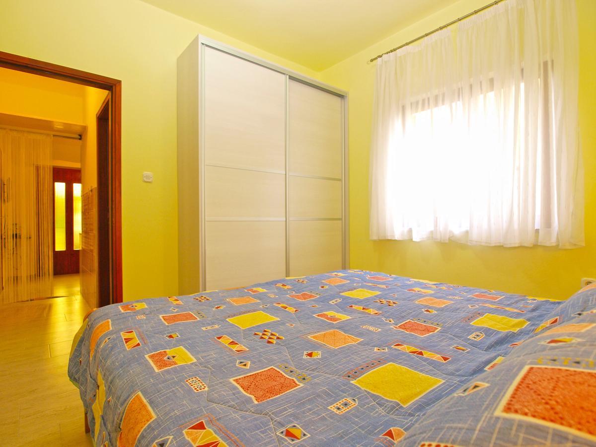 Apartments Luciano 1576 Ližnjan Εξωτερικό φωτογραφία
