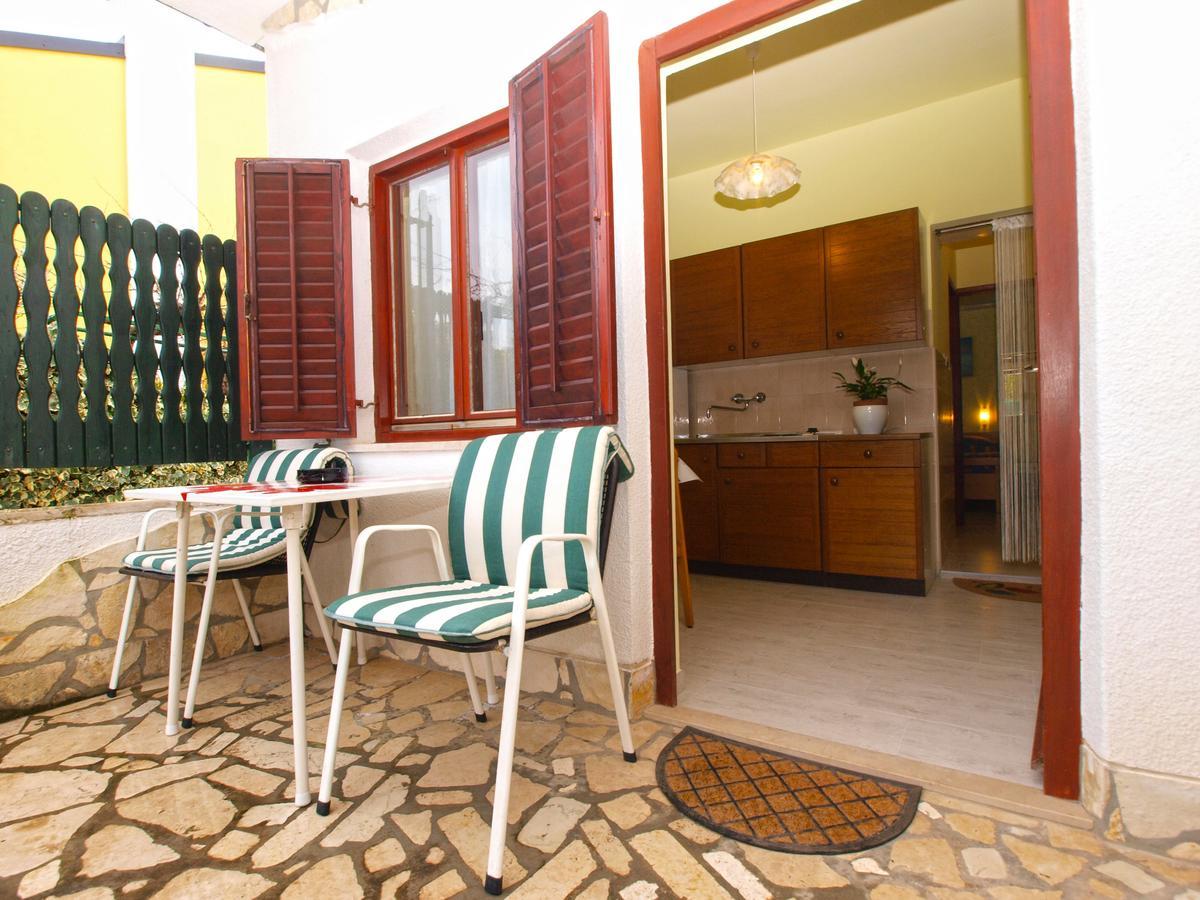 Apartments Luciano 1576 Ližnjan Εξωτερικό φωτογραφία