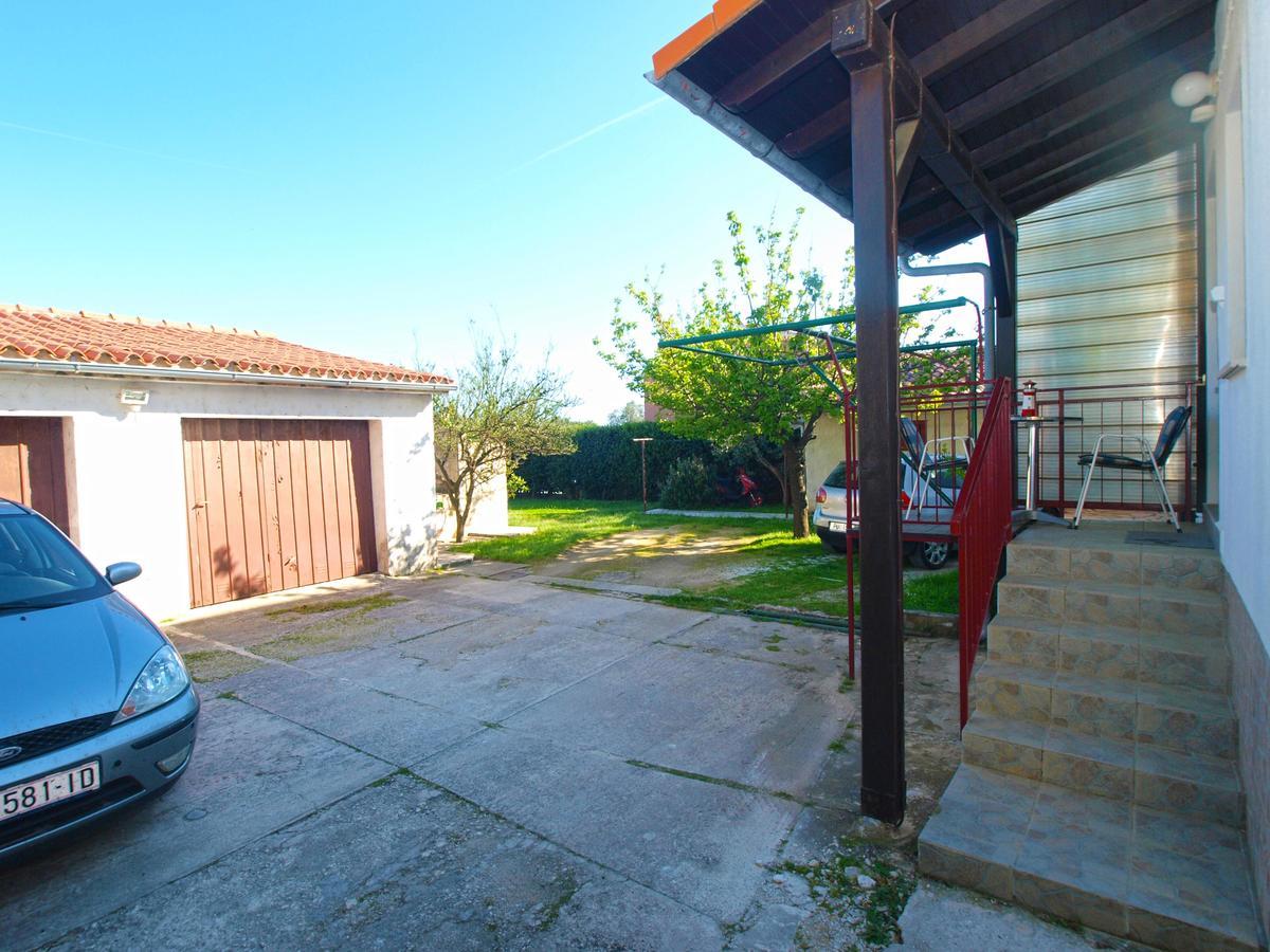 Apartments Luciano 1576 Ližnjan Εξωτερικό φωτογραφία